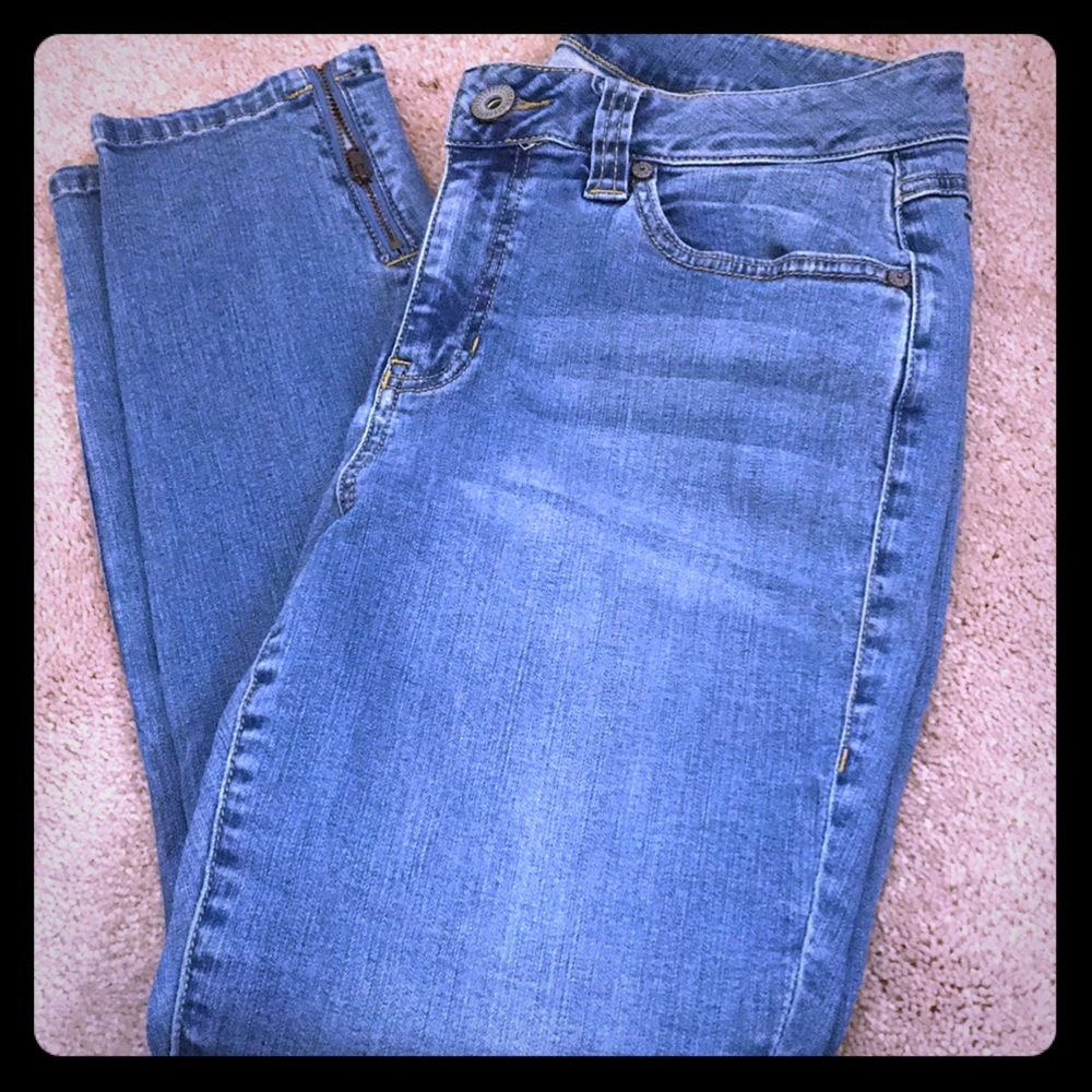 Cabi 232 super skinny Curvy Crop Jeans